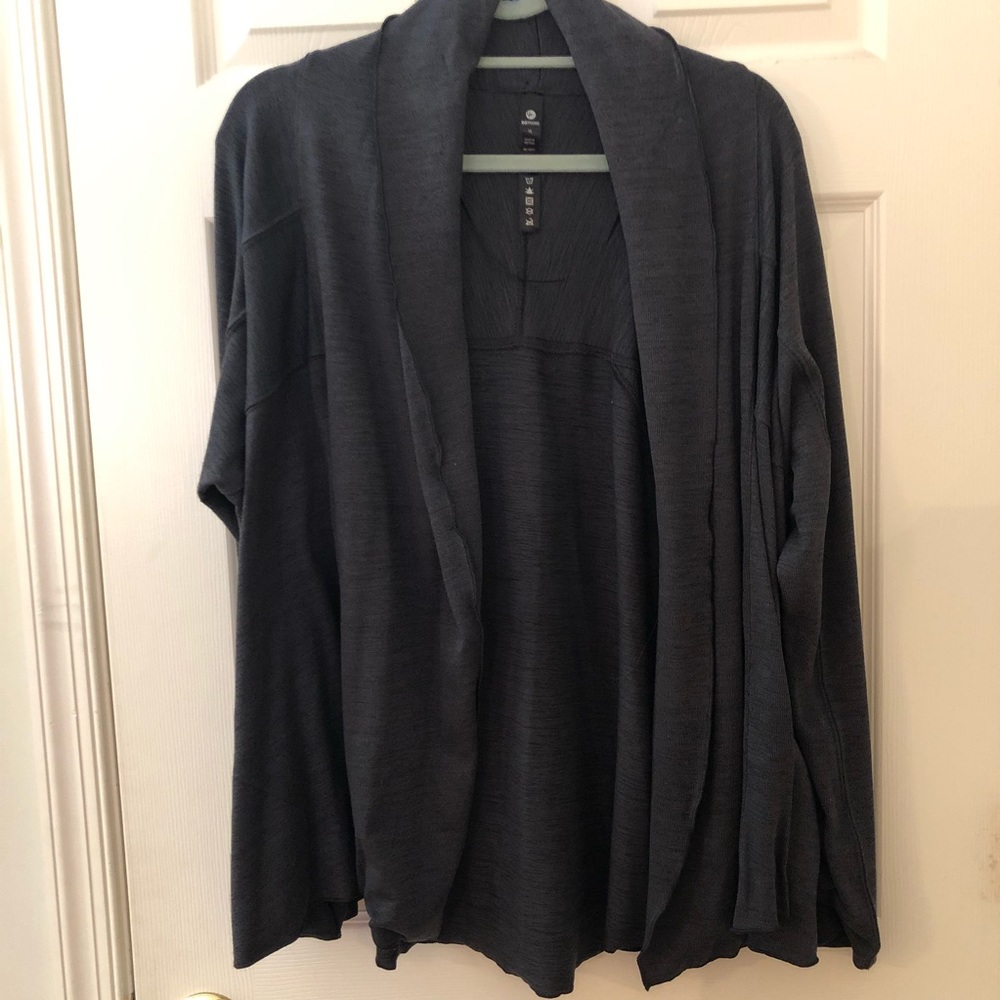 90 Degrees yoga cardigan